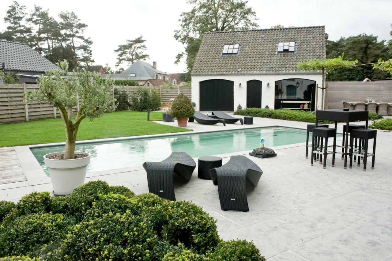 B&B Interludium Nijlen ภายนอก รูปภาพ
